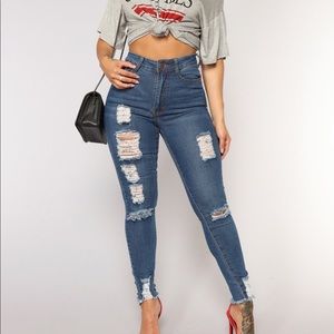 NWT-Fashion Nova Body Moves Ankle Jeans size 1
